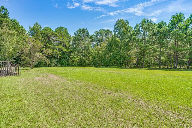 1138 Edgewater Rd, Pineville, SC 29468