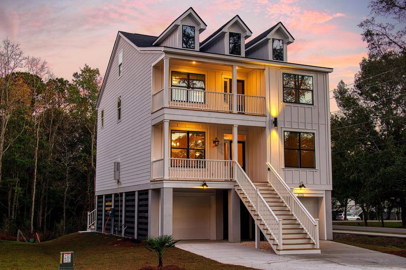 3701 Sandy Gate Ln, Mount Pleasant, SC 29466