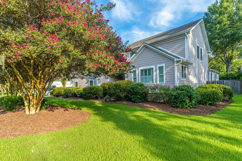 93 Monte Sano Dr, Hanahan, SC 29410