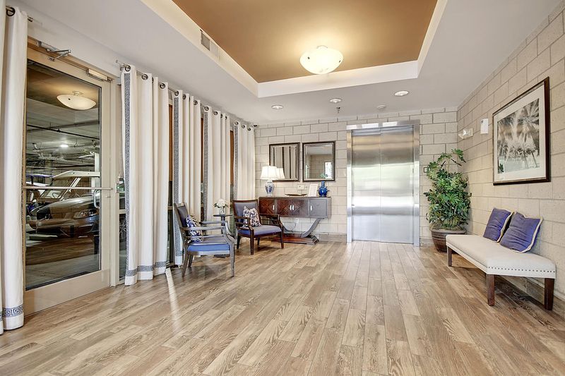 200 River Landing Dr #305d, Charleston, SC 29492