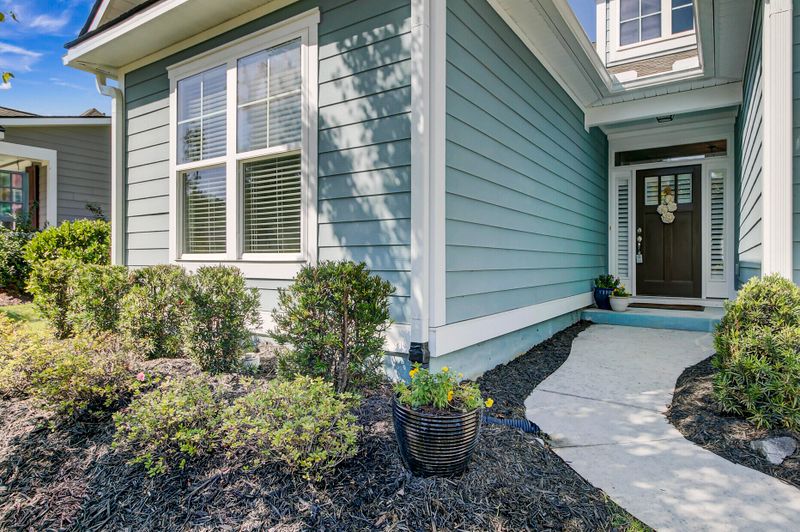 275 Bateaux Dr, Summerville, SC 29483