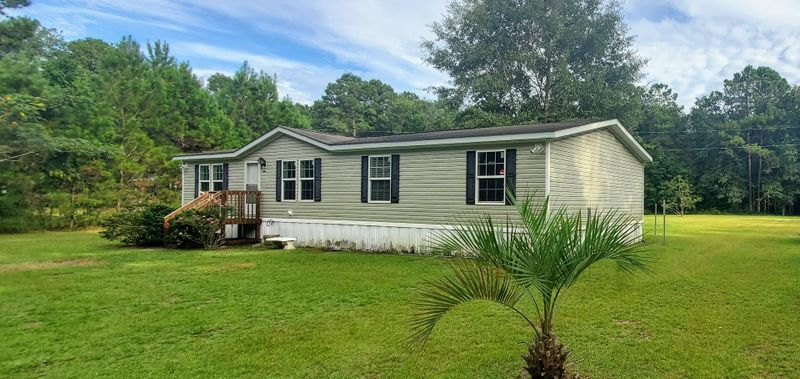 4551 Mikell Hill Rd, Wadmalaw Island, SC 29487