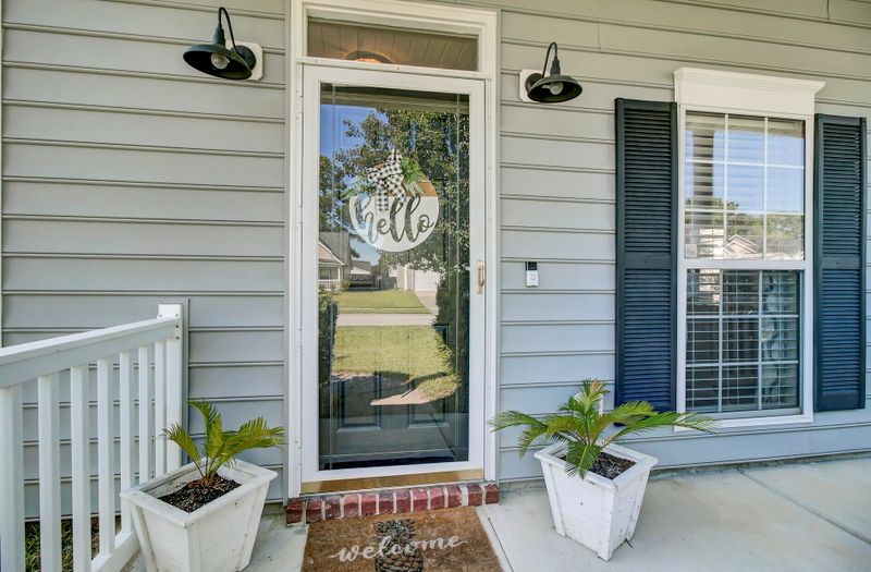 1409 Chimney Swift Ln, Hanahan, SC 29410