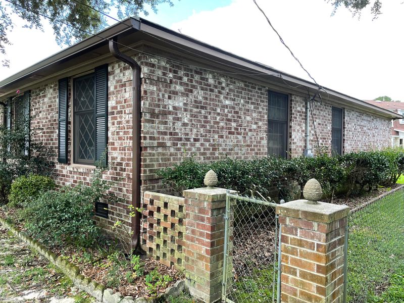 6 Markfield Dr, Charleston, SC 29407