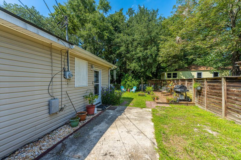 1632 Mulberry St, Charleston, SC 29407