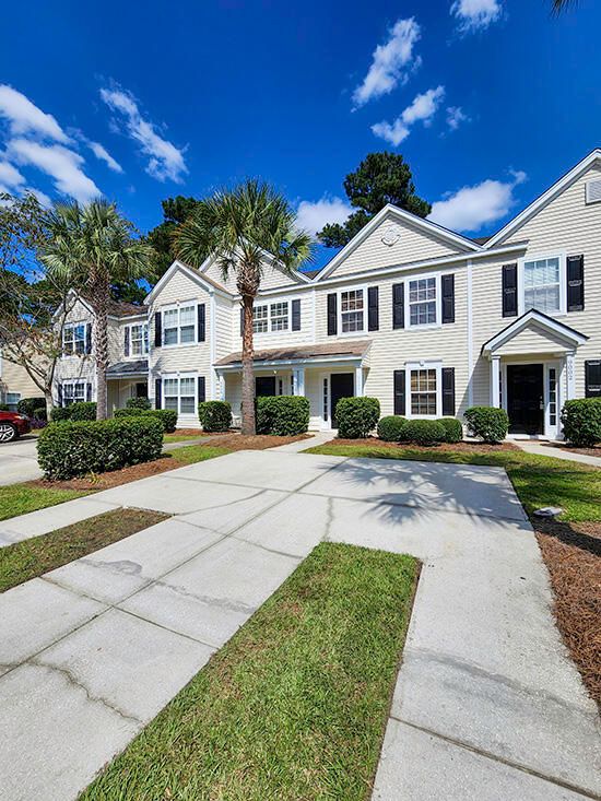 9004 Maple Grove Dr, Summerville, SC 29485
