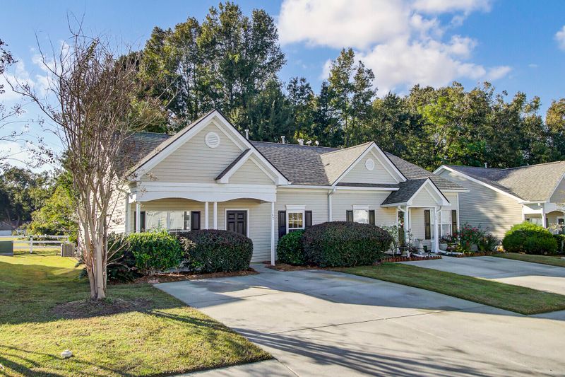 162 Townsend Way, Summerville, SC 29483