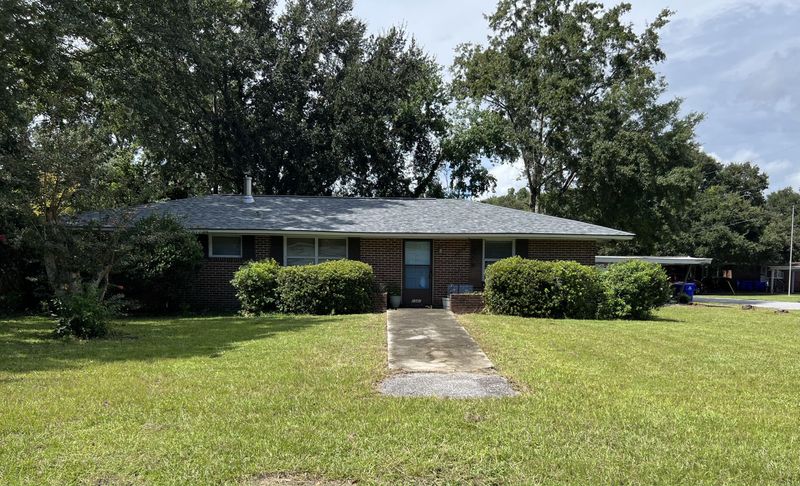 1341 Stoney St, Charleston, SC 29407