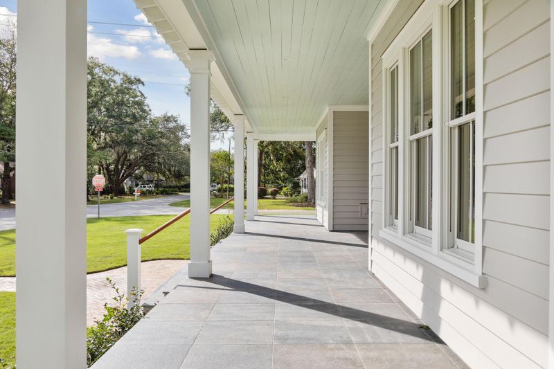 988 Cliffwood Dr, Mount Pleasant, SC 29464