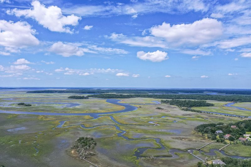 8456 St Pierre Creek Dr, Edisto Island, SC 29438