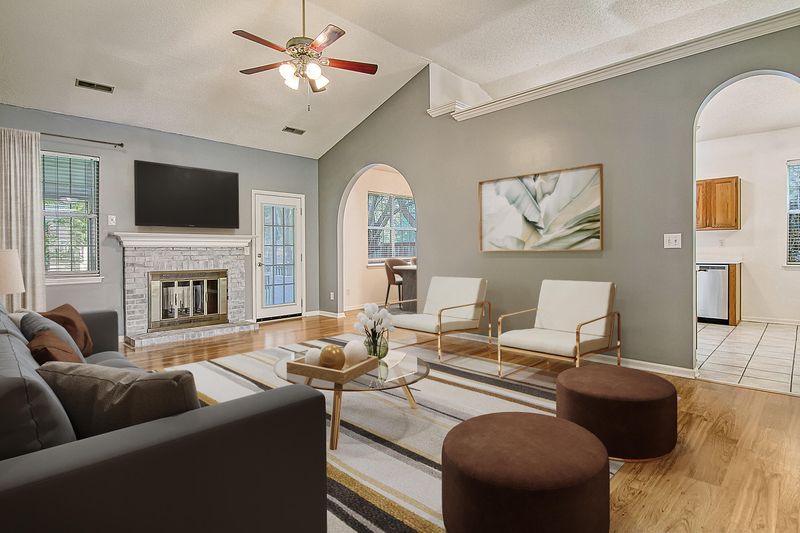 3294 Middleburry Ln, Charleston, SC 29414