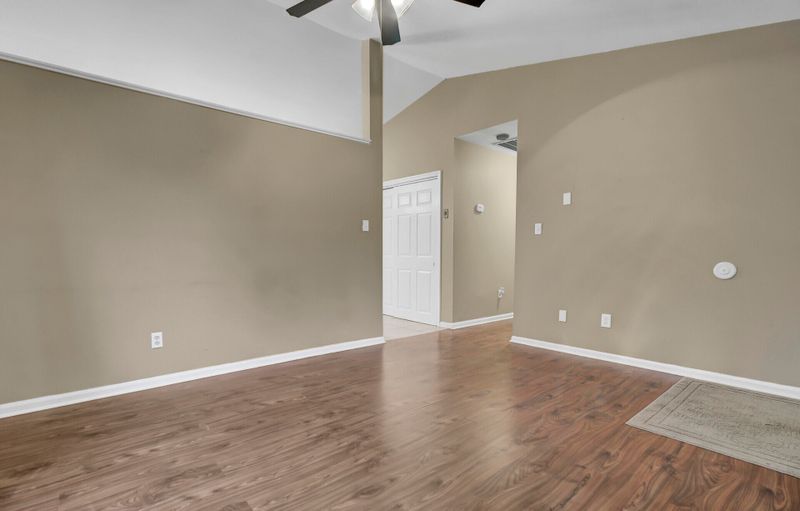 1114 Pickett St, Moncks Corner, SC 29461