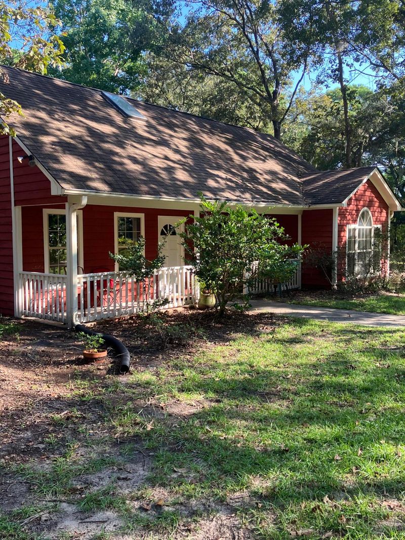 5620 Katy Hill Rd, Wadmalaw Island, SC 29487