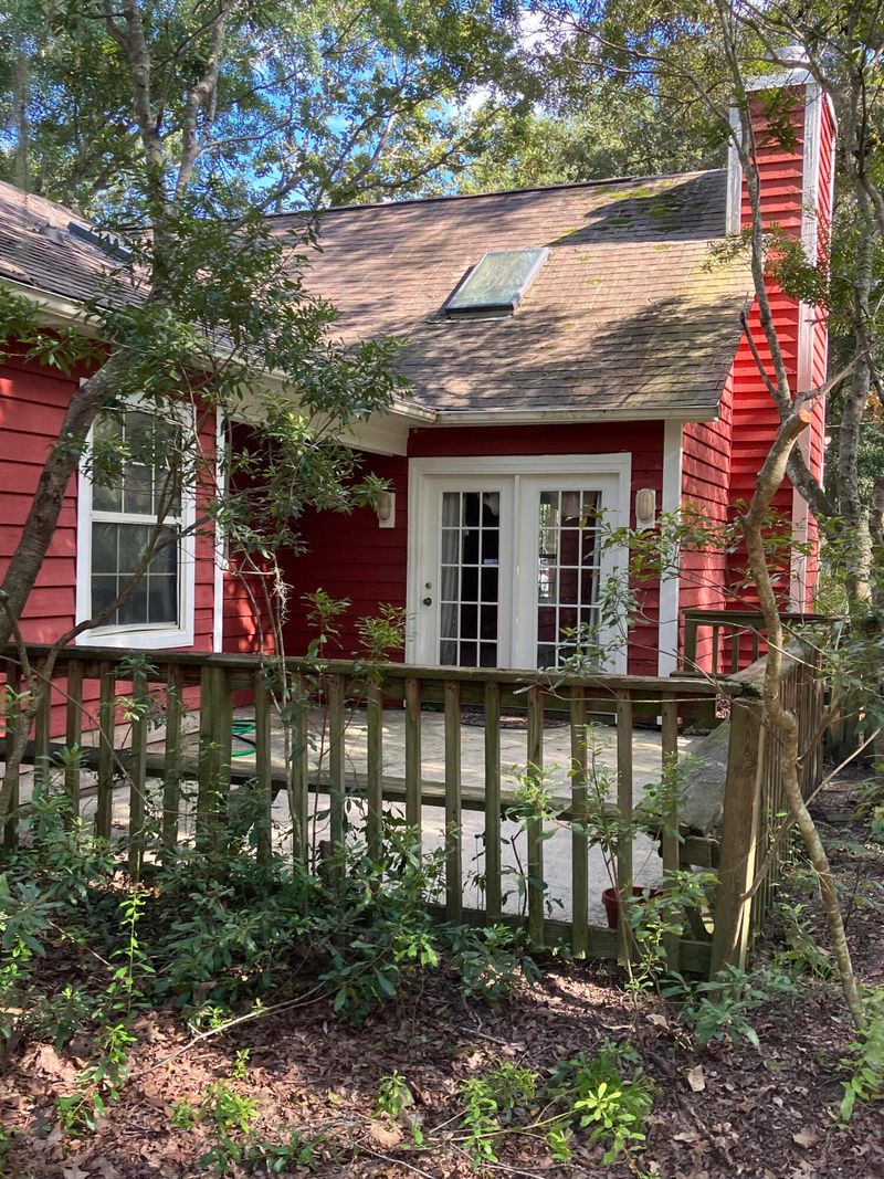 5620 Katy Hill Rd, Wadmalaw Island, SC 29487