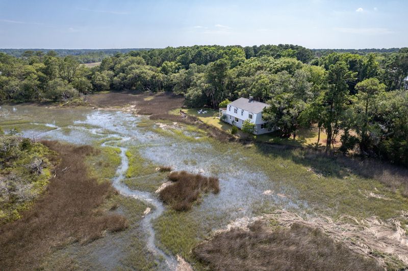 1391 Stratton Pl, Mount Pleasant, SC 29466