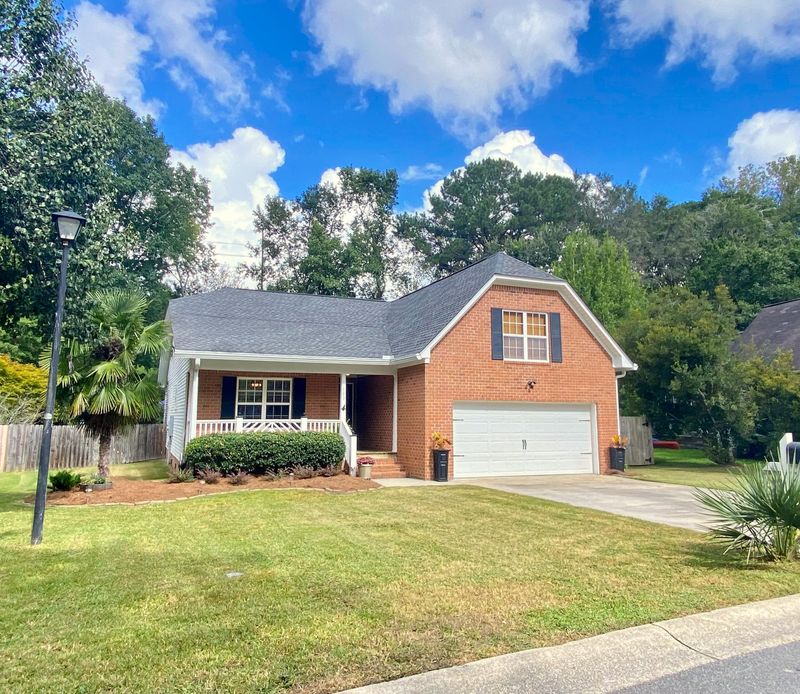 183 Thames Ave, Summerville, SC 29485