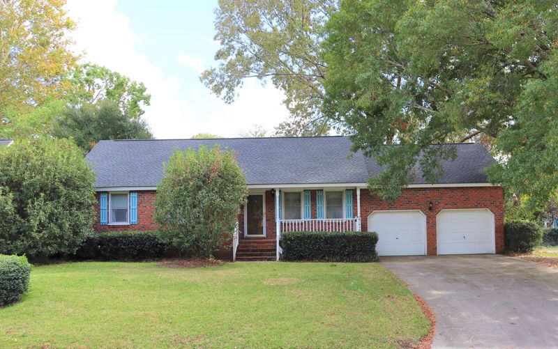 1958 Ashley Hall Rd, Charleston, SC 29407