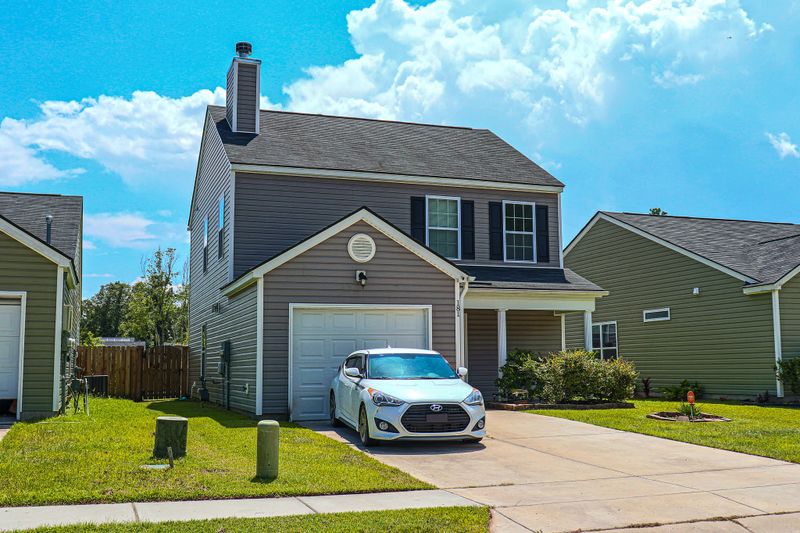 181 Brittondale Rd, Summerville, SC 29485