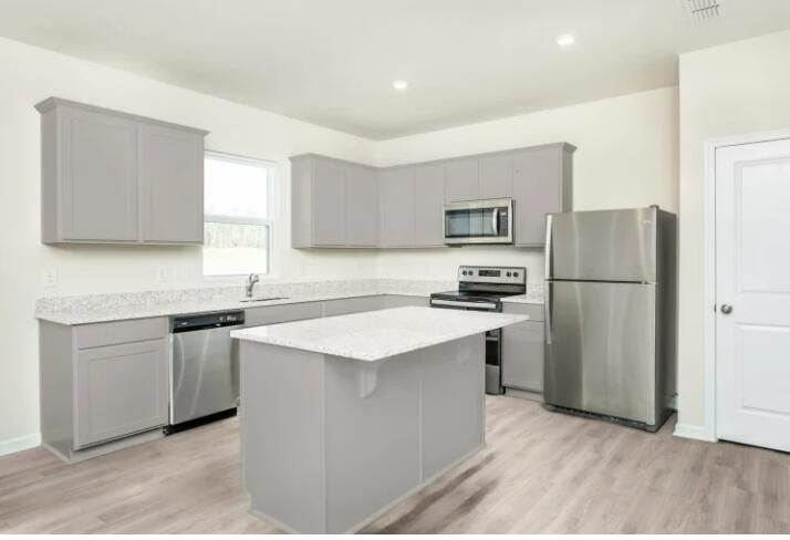 253 West Bradford Pointe Dr, Summerville, SC 29486