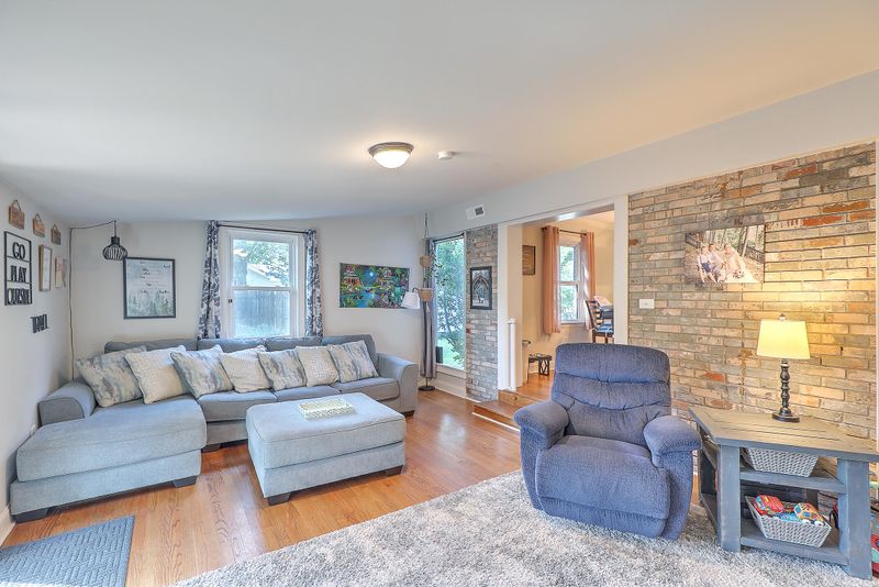 1609 Point Park Dr, Johns Island, SC 29455