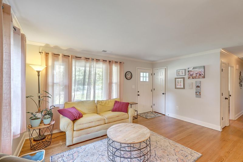 1609 Point Park Dr, Johns Island, SC 29455
