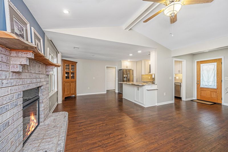 1247 Oxbow Dr, Charleston, SC 29412