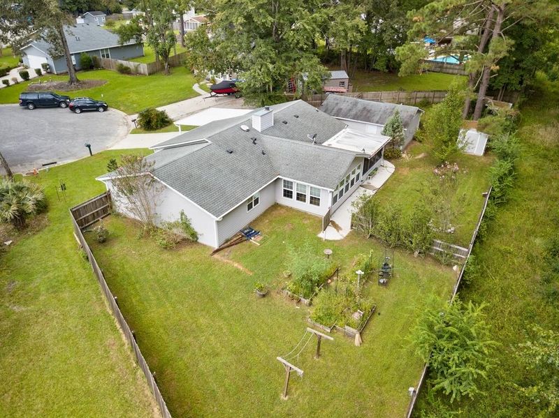 14 Inverary Ct, Charleston, SC 29414