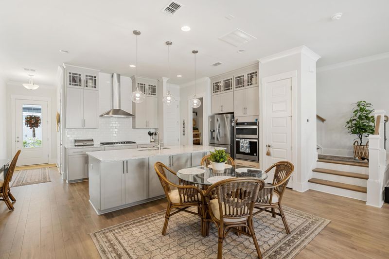 2899 Eddy Dr, Mount Pleasant, SC 29466