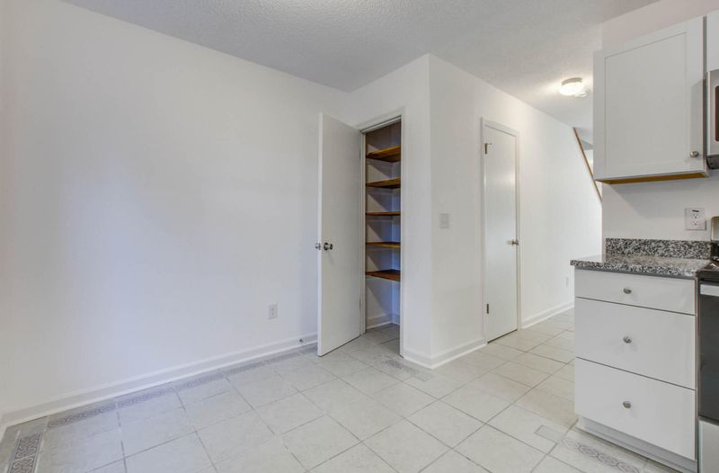 105 Kimeran Ln #B, Summerville, SC 29485