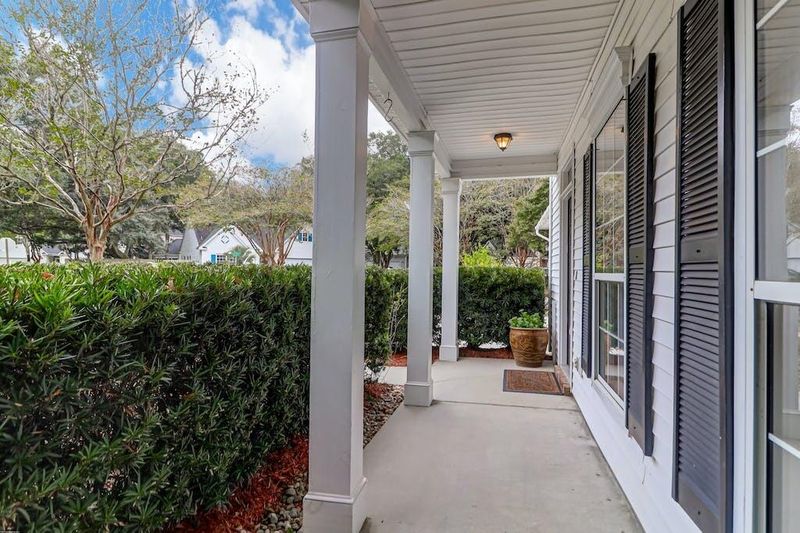 1547 Harborsun Dr, Charleston, SC 29412