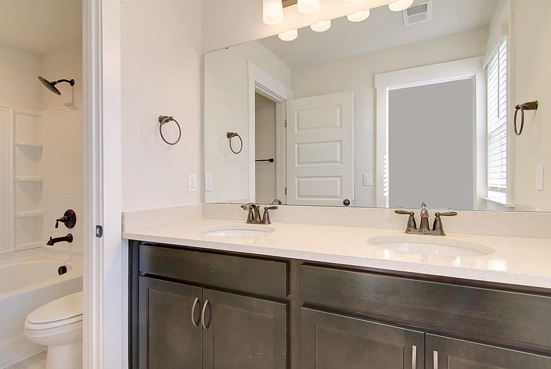 5114 Park Creek Ave, North Charleston, SC 29418