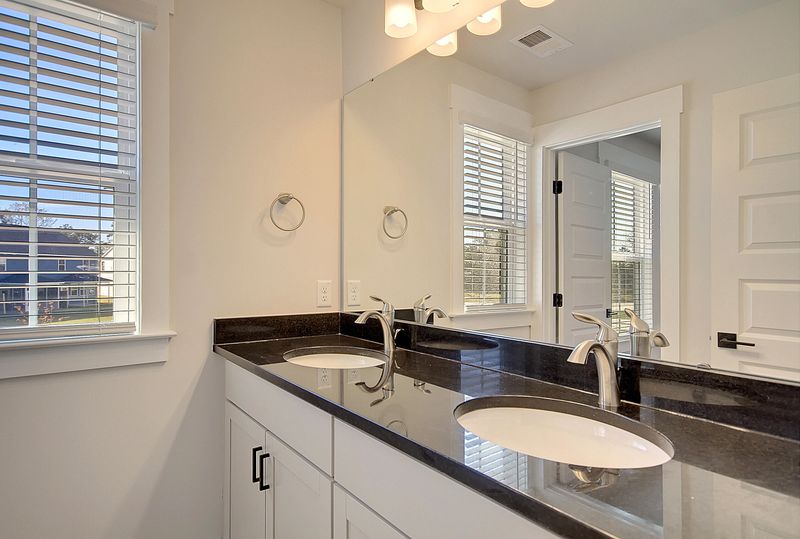 5112 Park Creek Ave, North Charleston, SC 29418