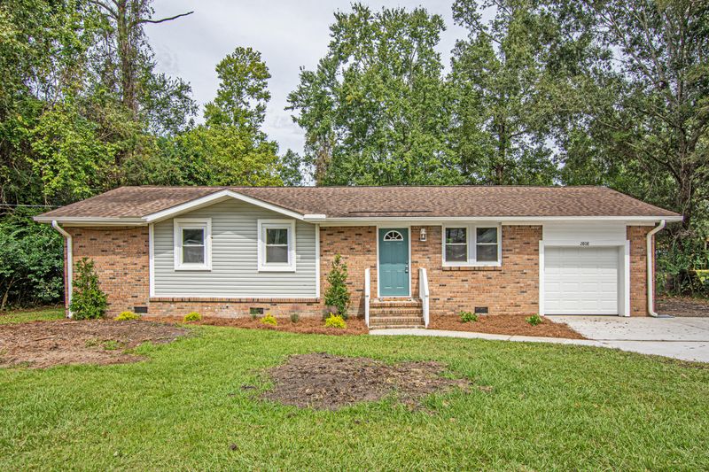2808 N Oakridge Cir, North Charleston, SC 29420
