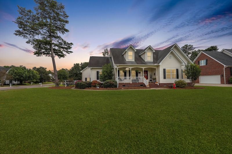 1416 Sterling Oaks Dr, Moncks Corner, SC 29461
