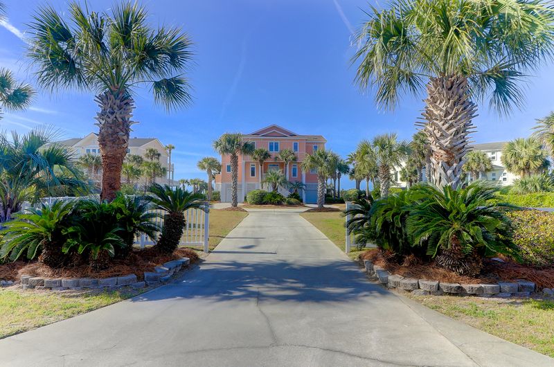 104 Ocean Blvd, Isle Of Palms, SC 29451