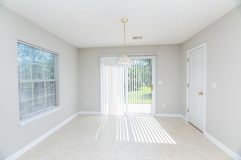 8082 Old Hazelwood Rd, Charleston, SC 29406