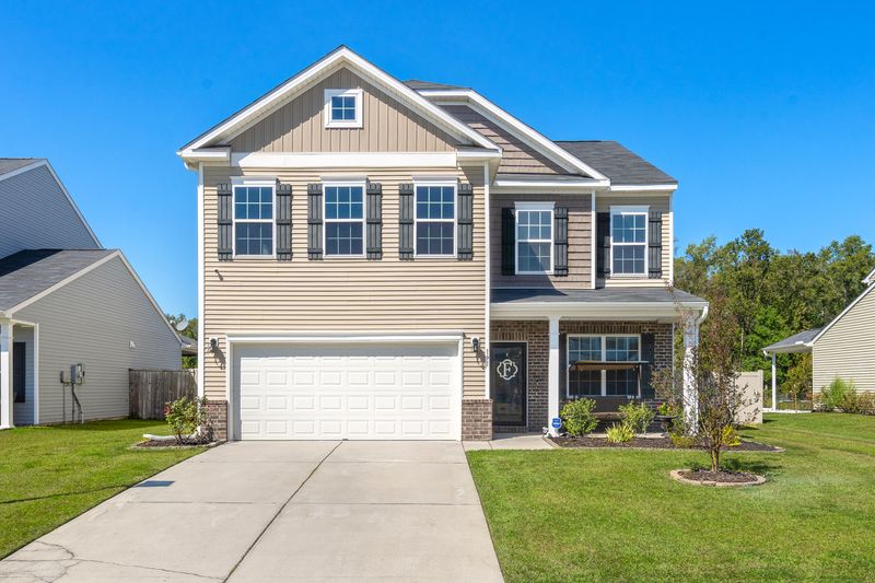 191 Weeping Cypress Dr, Moncks Corner, SC 29461