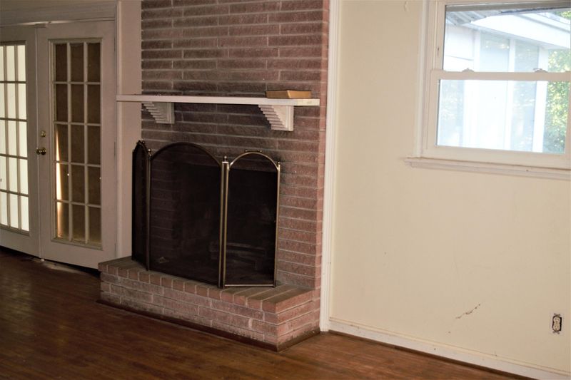 1737 Afton Ave, Charleston, SC 29407