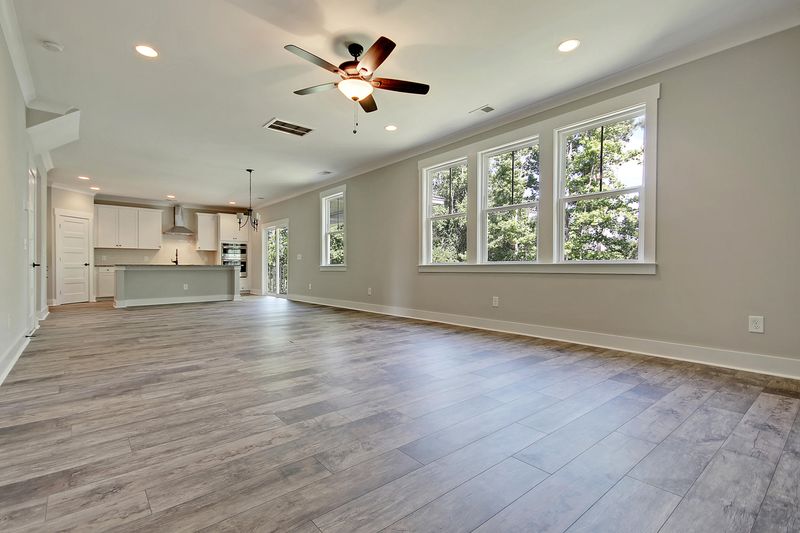 1595 Periwinkle Dr, Mount Pleasant, SC 29466