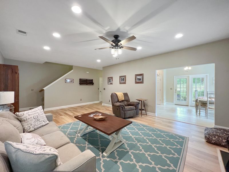 5308 Deep Blue Ln, North Charleston, SC 29418