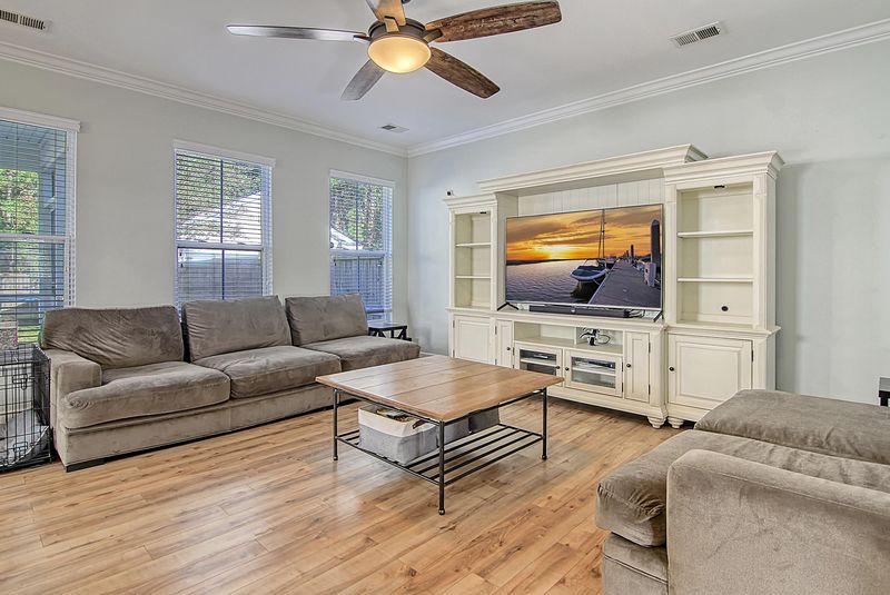 554 Delafield Dr, Summerville, SC 29483