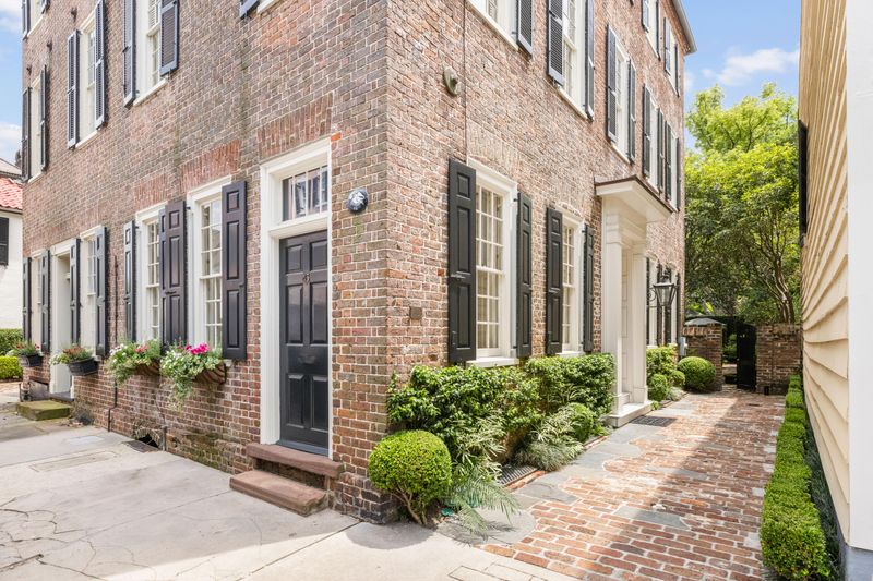 43 Tradd St, Charleston, SC 29401