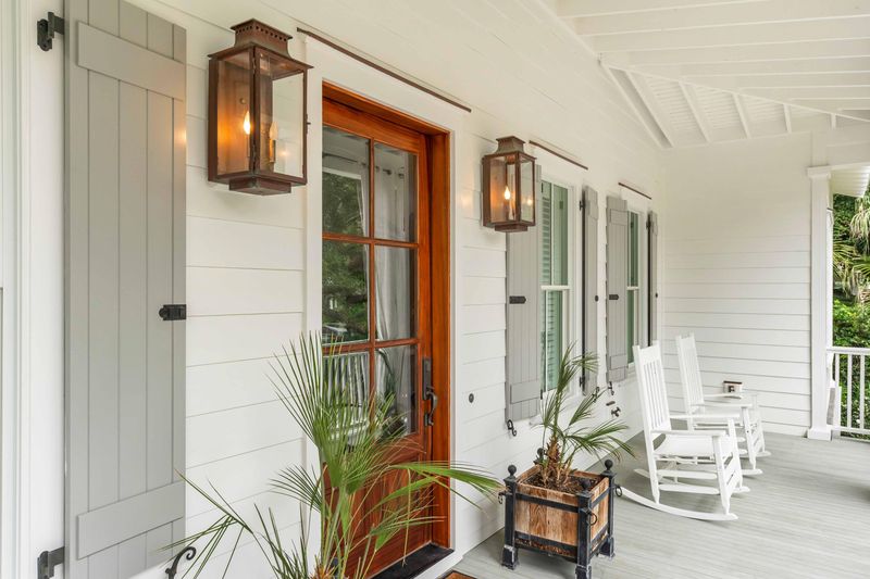 518 Center St, Mount Pleasant, SC 29464