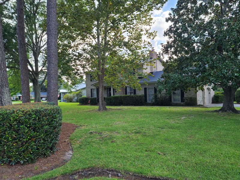 1 Lampton Rd, Charleston, SC 29407