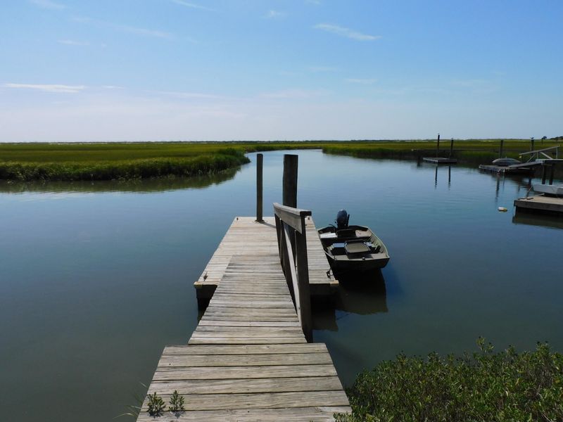 40 Hammocks Way, Edisto Island, SC 29438