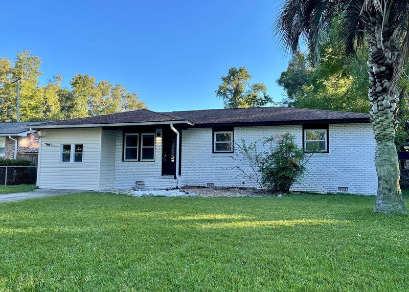 2403 Lantern St, Charleston, SC 29414