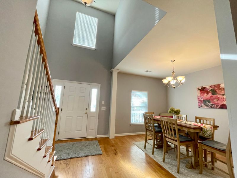 7323 Coopers Hawk Dr, Hanahan, SC 29410