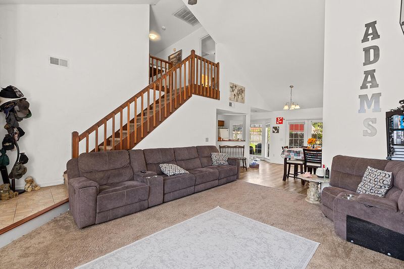 535 Laurel Ridge Rd, North Charleston, SC 29418