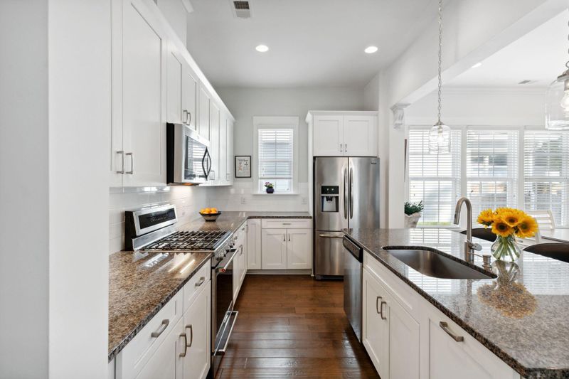 1966 Fleming Woods Rd, Charleston, SC 29412