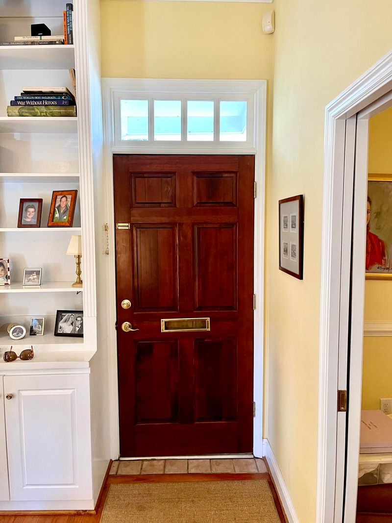 31 Archdale St #B, Charleston, SC 29401